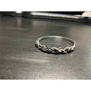Sterling Silver Black and White Stone Infinity Twist Bangle Bracelet Clasp 2.25"